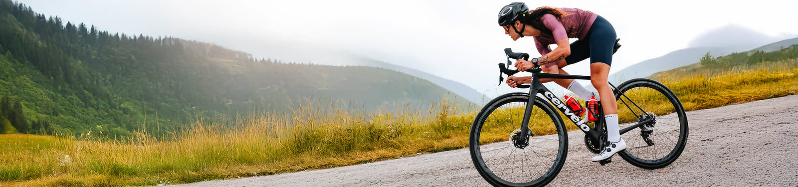 Equipamento feminino | Estrada