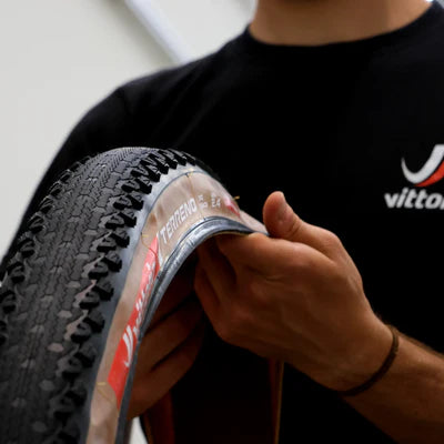 Pneu VITTORIA TERRENO XC RACE 29x2.25 Graphene/Silica Tubeless Ready Soft Beige