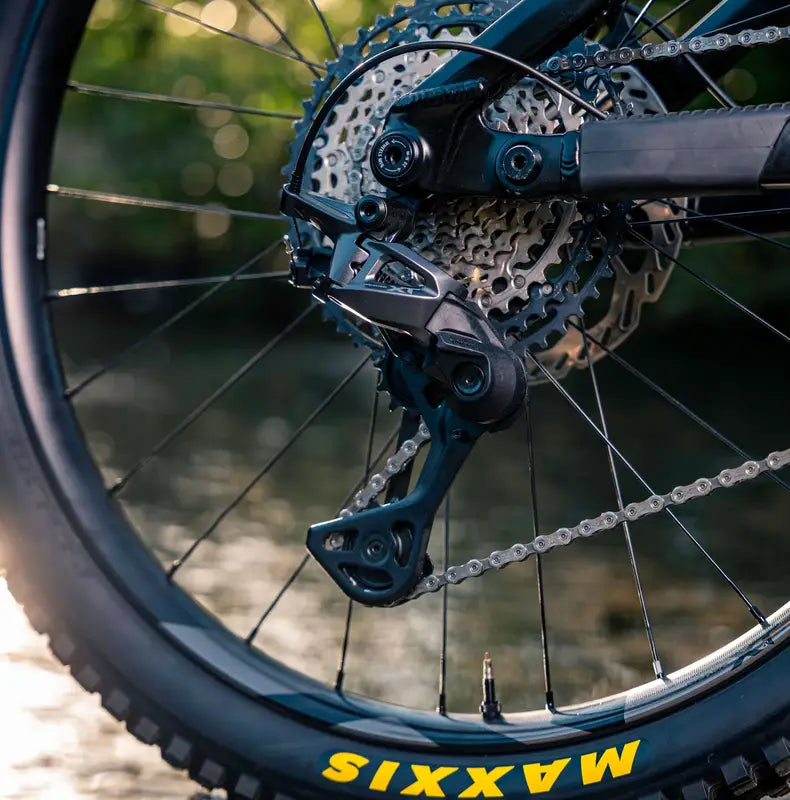 Desviador traseiro SHIMANO DEORE XT RD-M8200-SGS de 12 velocidades com gaiola longa