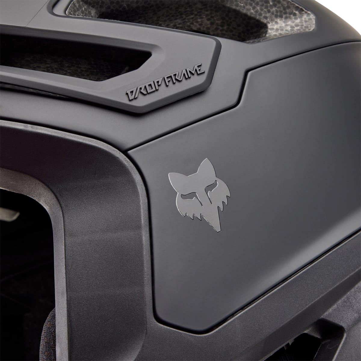 Capacete de BTT FOX DROPFRAME PRO MIPS Preto