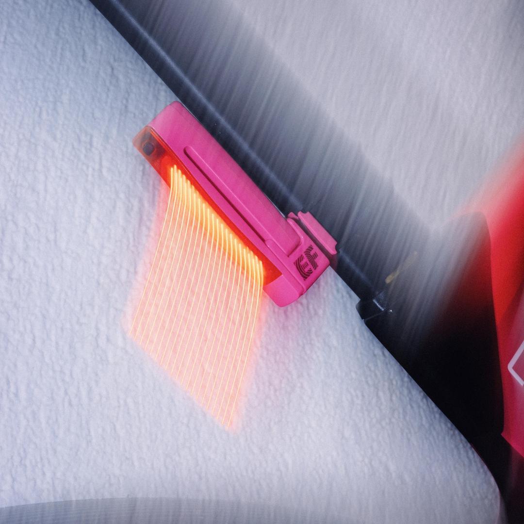 Luz traseira KNOG PLUS REAR 20 Lumen Edição Limitada E.F. Pro Cycling Rosa