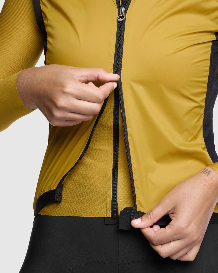 Casaco sem mangas amarelo-dourado ASSOS UMA GT WIND S11 para mulher