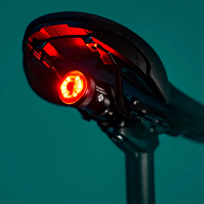 Iluminação da retaguarda LEZYNE SADDLE Ai ALERT 250