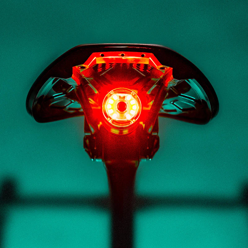 Iluminação da retaguarda LEZYNE SADDLE Ai ALERT 250