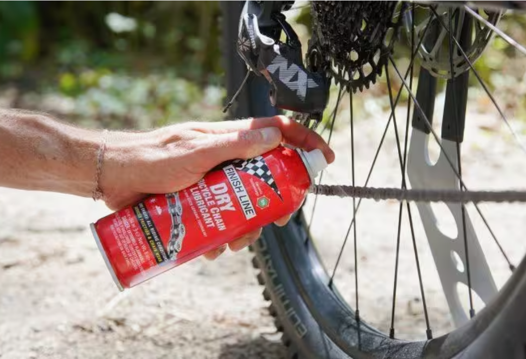 Lubrificante seco Finish Line Dry Lube (Teflon) Todas as Condições – Aerossol 244ml