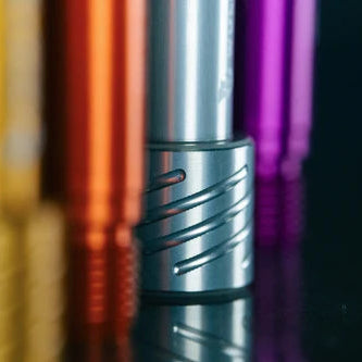 Eixo da roda dianteira WOLF TOOTH para forquilhas FOX (36,38,40) 15x110 mm Boost Front Prata