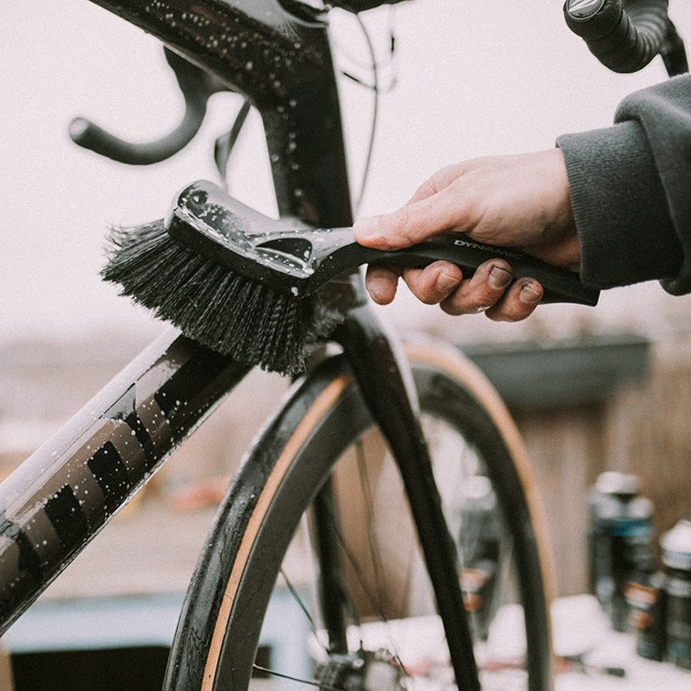 Lavagem da bicicleta com a DYNAMIC SOFT WASHING BRUSH