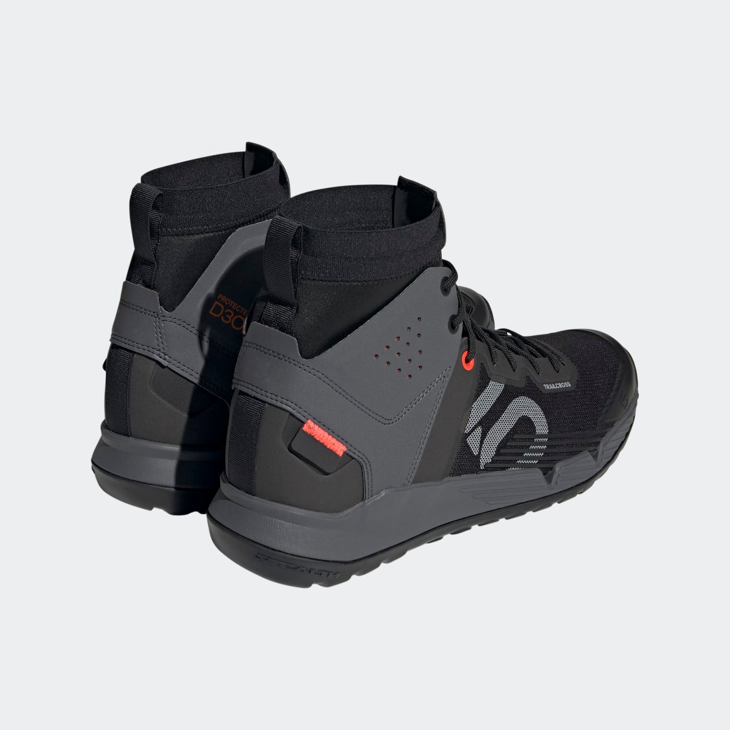 FIVE TEN TRAILCROSS MID PRO Sapatos MTB Preto/Cinza/Vermelho
