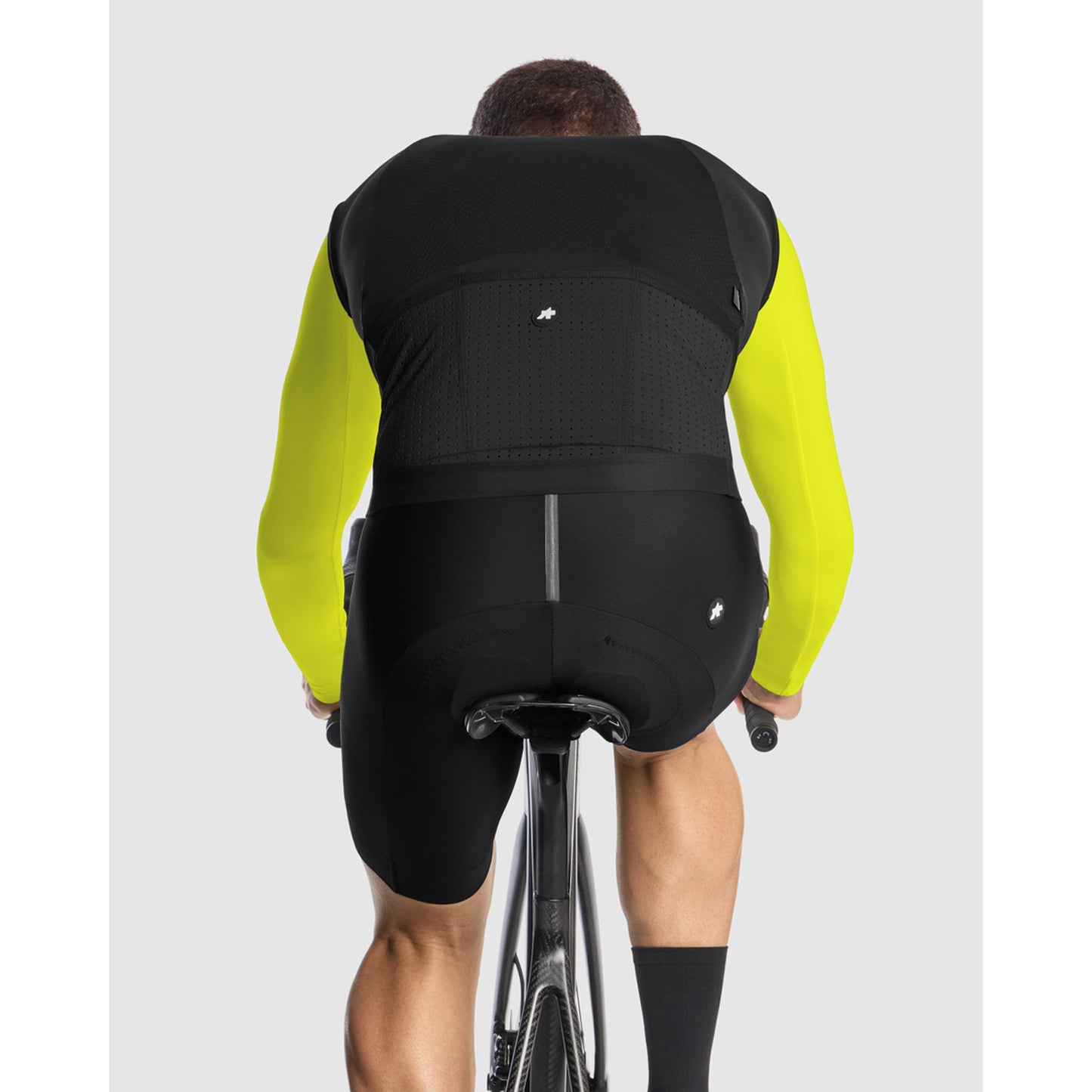 Casaco sem mangas ASSOS EQUIPE R S11 Black Series