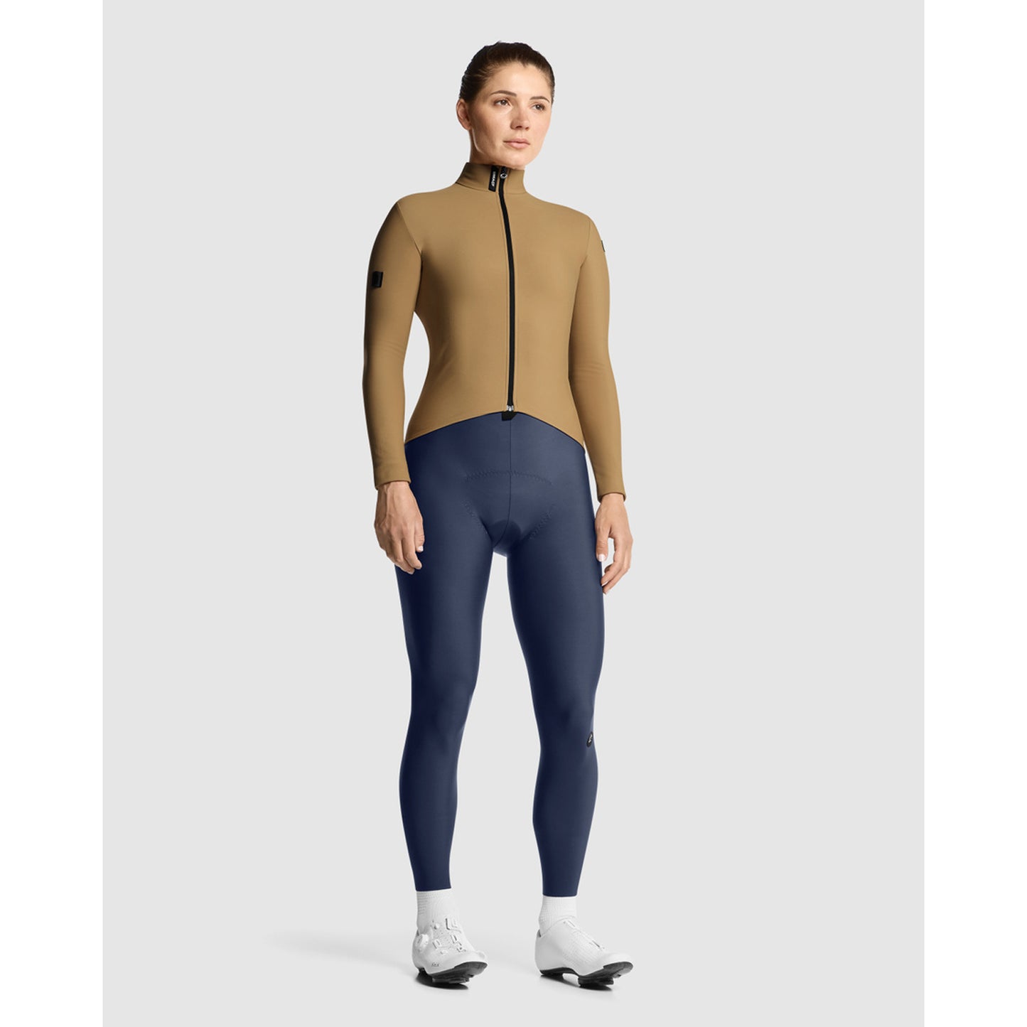 ASSOS UMA GT C2 Camisola de manga comprida para mulher Cinza bronze