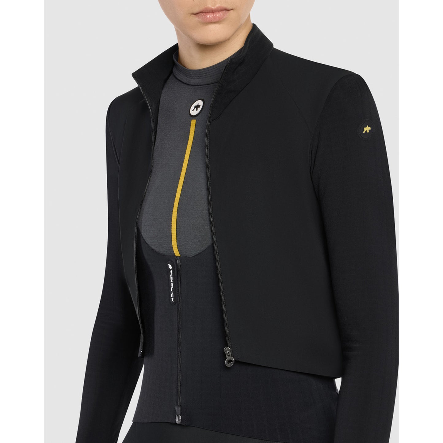 Casaco preto ASSOS UMA GTV S11 para mulher