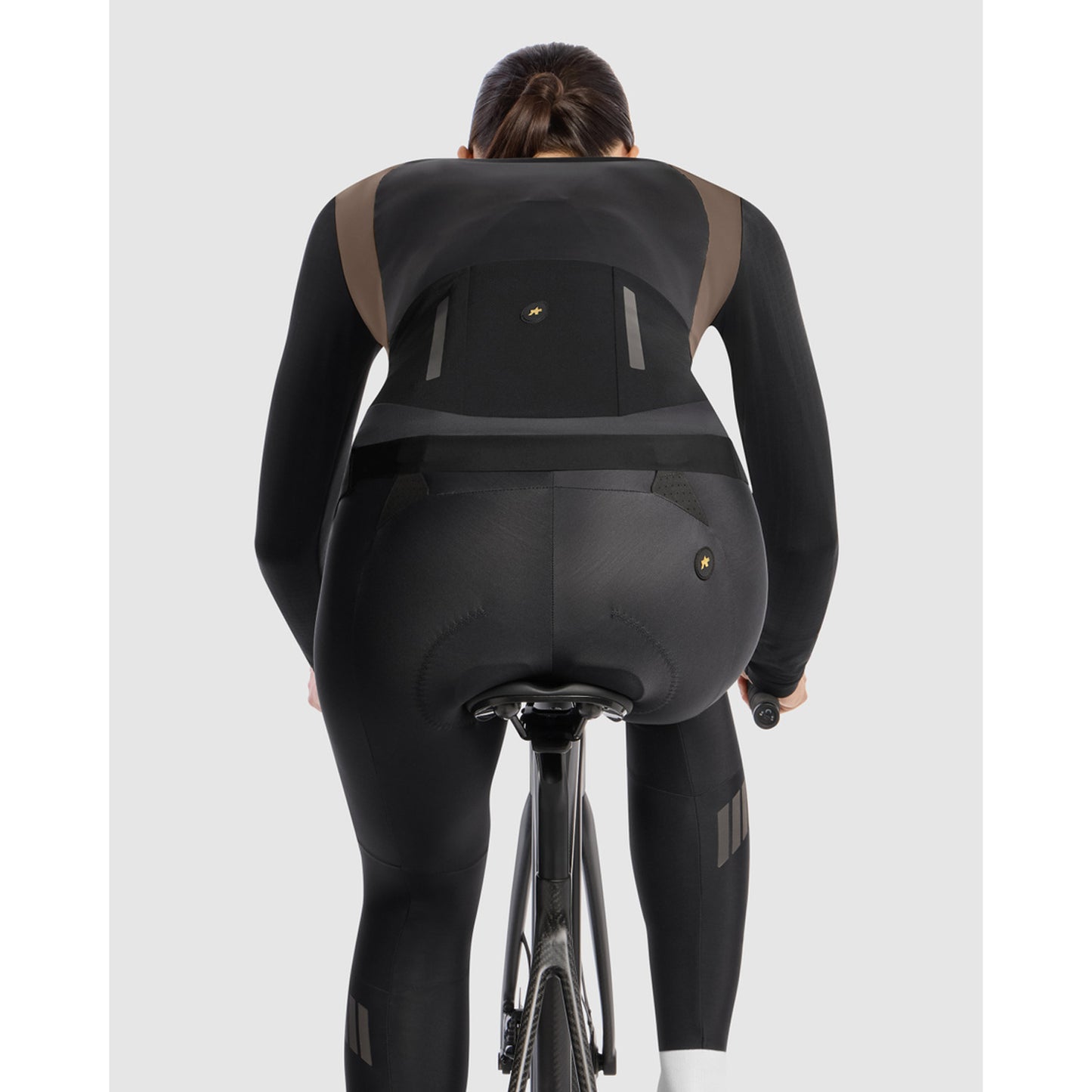 Casaco Terra Sand ASSOS UMA GTV S11 para mulher