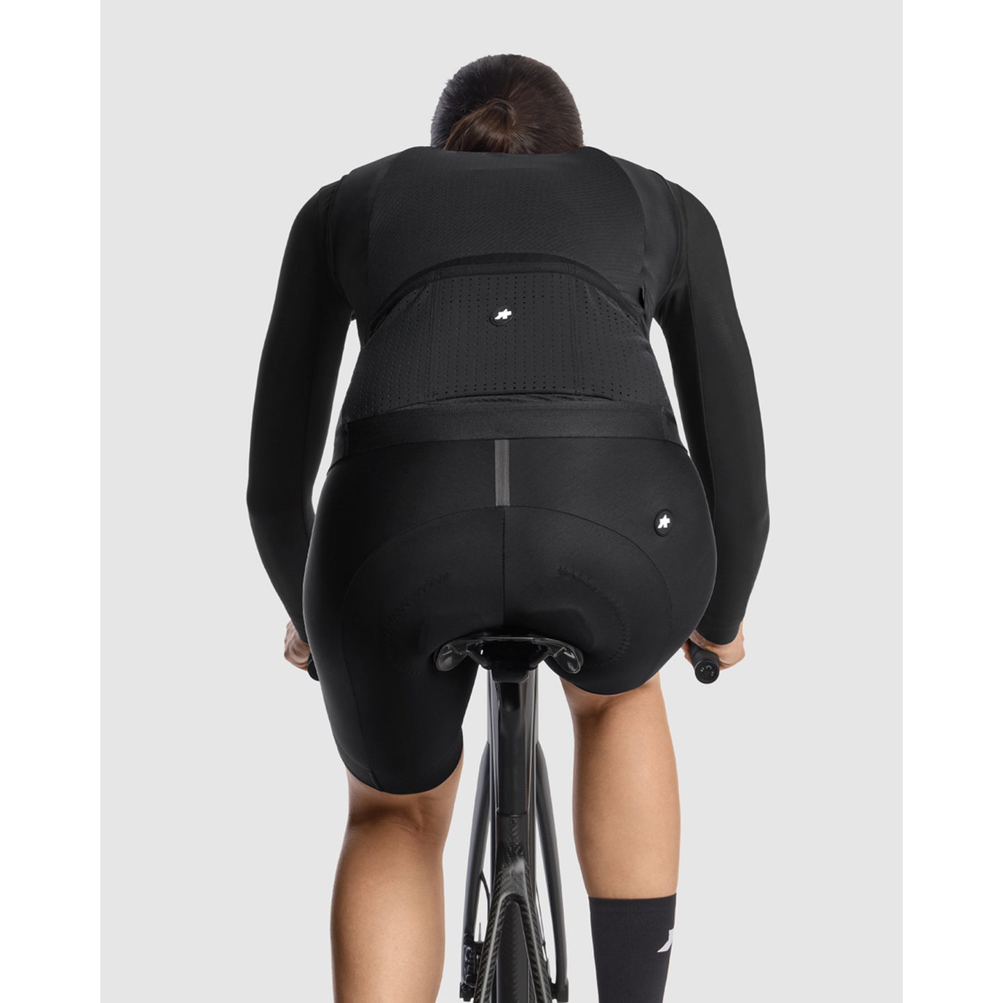 Casaco sem mangas preto ASSOS DYORA R S11 para mulher
