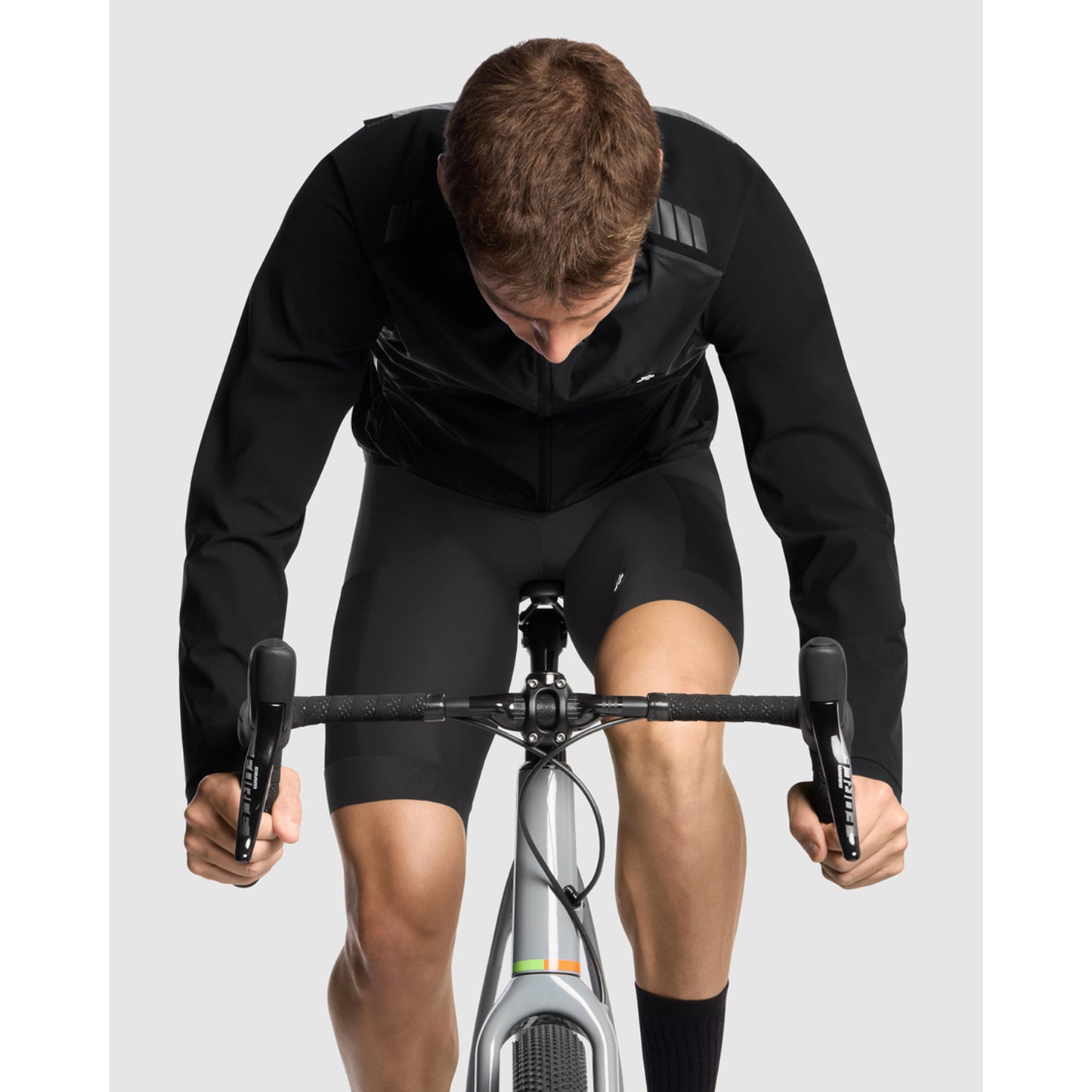 Casaco ASSOS TACTICA T5 Black Series