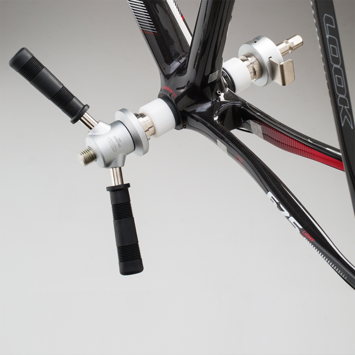 Prensa de direção e de rolamentos VAR DR-03500