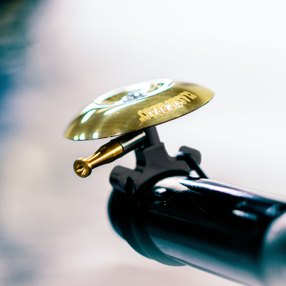Campainha LEZYNE CLASSIC BRASS SHALLOW Preta
