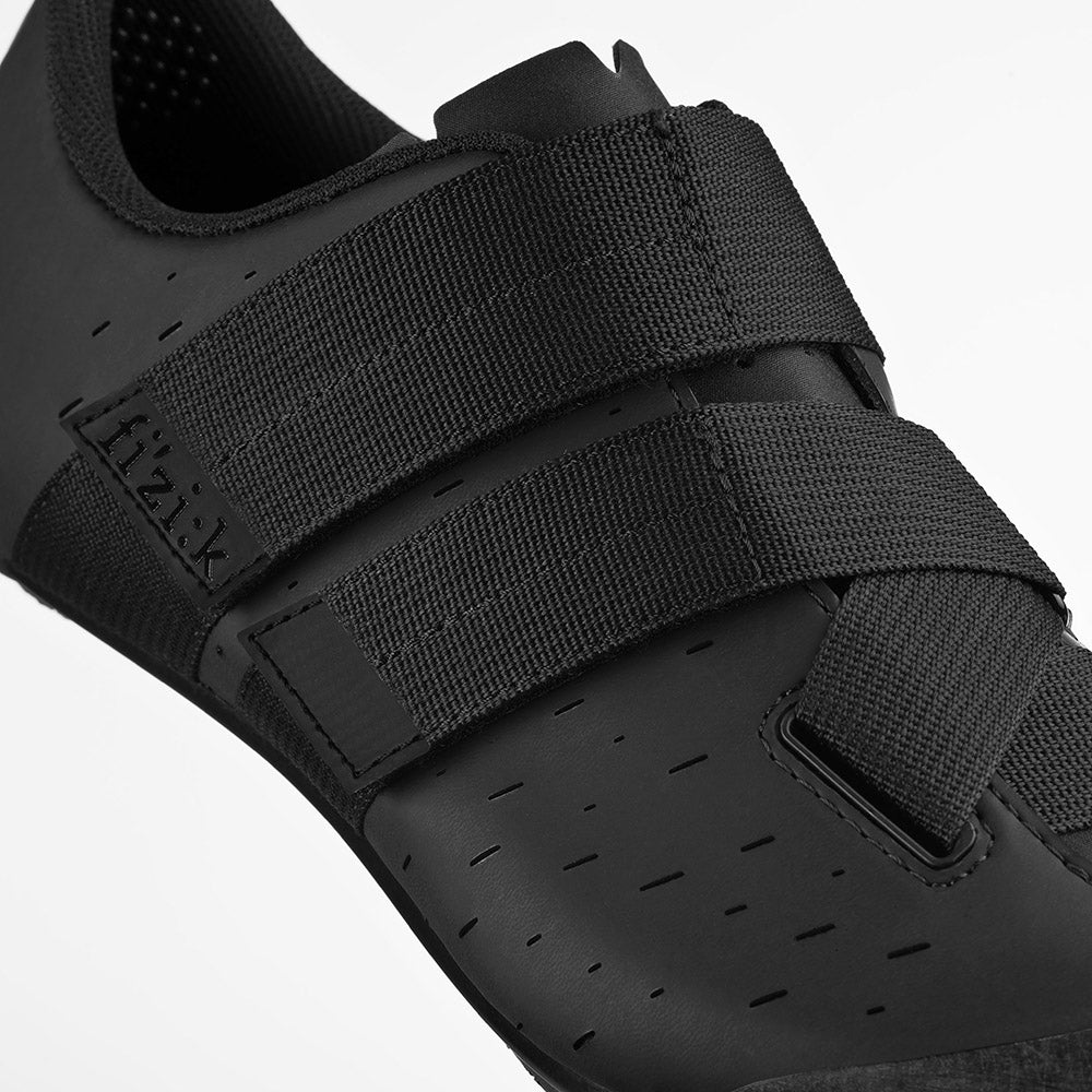FIZIK TERRA X4 POWERSTRAP Sapatos de gravilha Preto