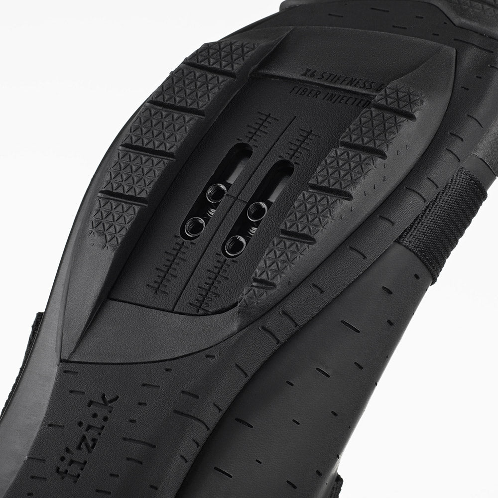 FIZIK TERRA X4 POWERSTRAP Sapatos de gravilha Preto