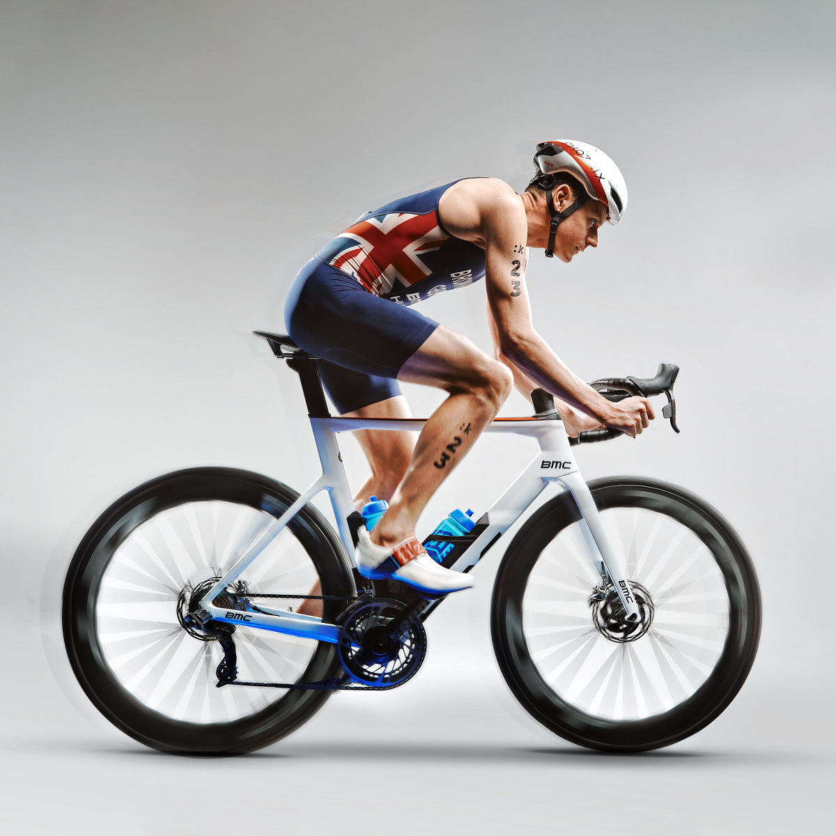 FIZIK TRANSIRO AERIS SD R1 135mm Selim trilhos de carbono Preto