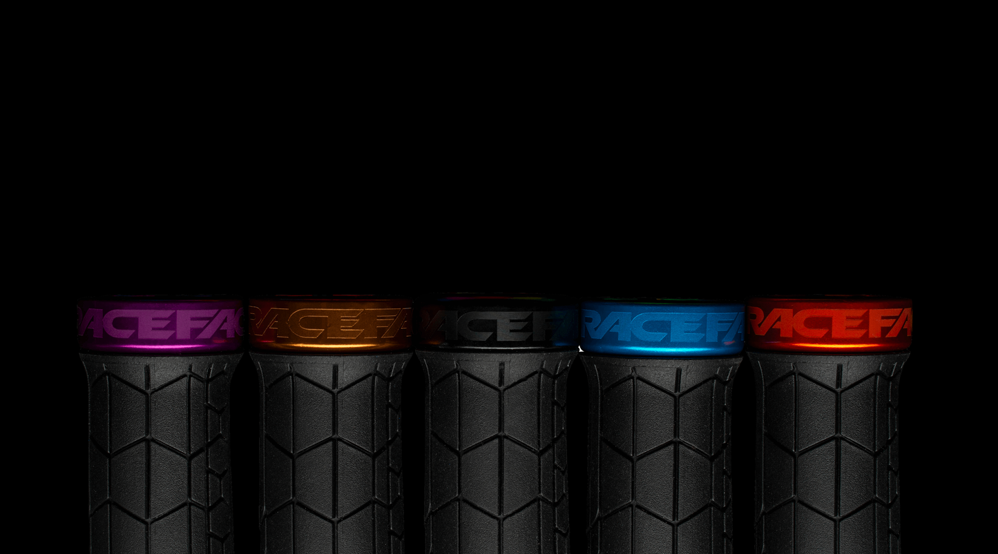 Punhos RACE FACE GETTA Lock-On 135mm Azul