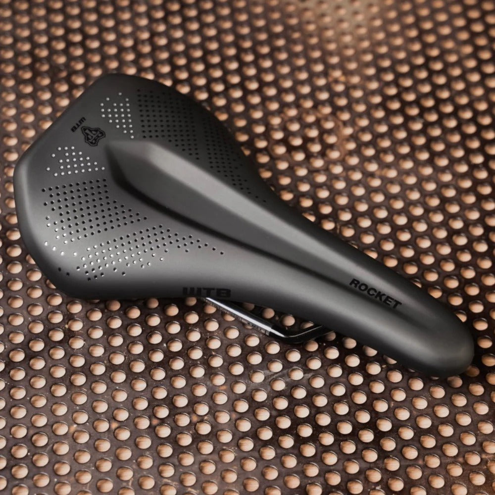 WTB ROCKET 145mm Selim CRMO Rails Preto