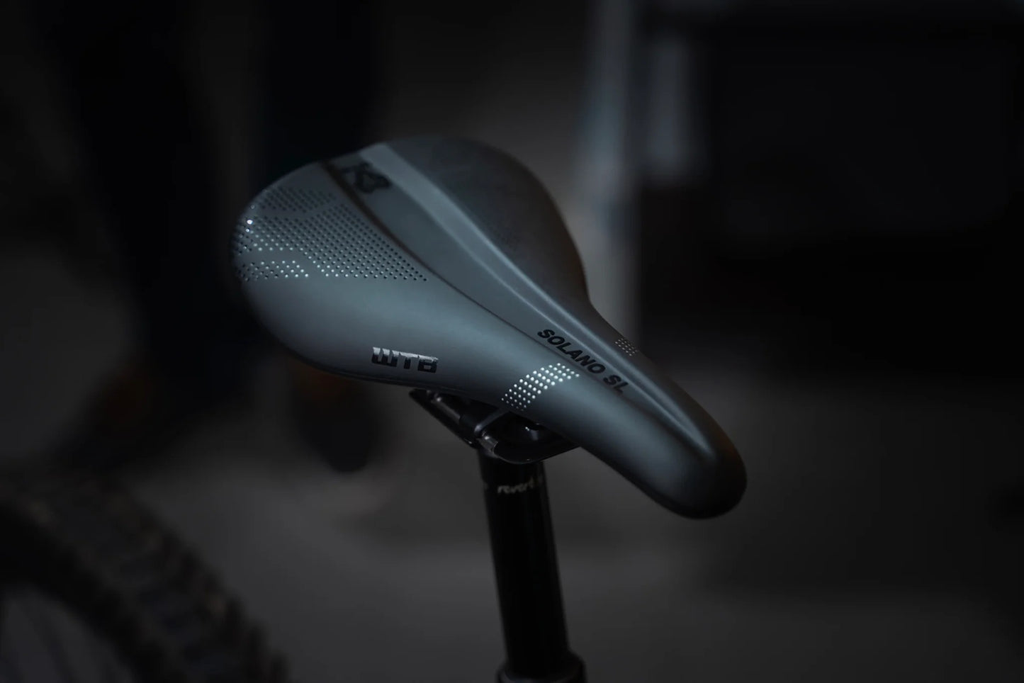Carris de selim em carbono WTB SOLANO SL 142mm Preto