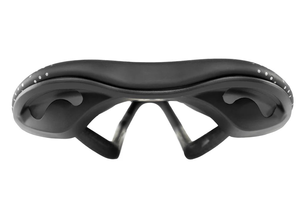 Selim WTB GRAVELIER 140mm Carris em aço inoxidável Preto