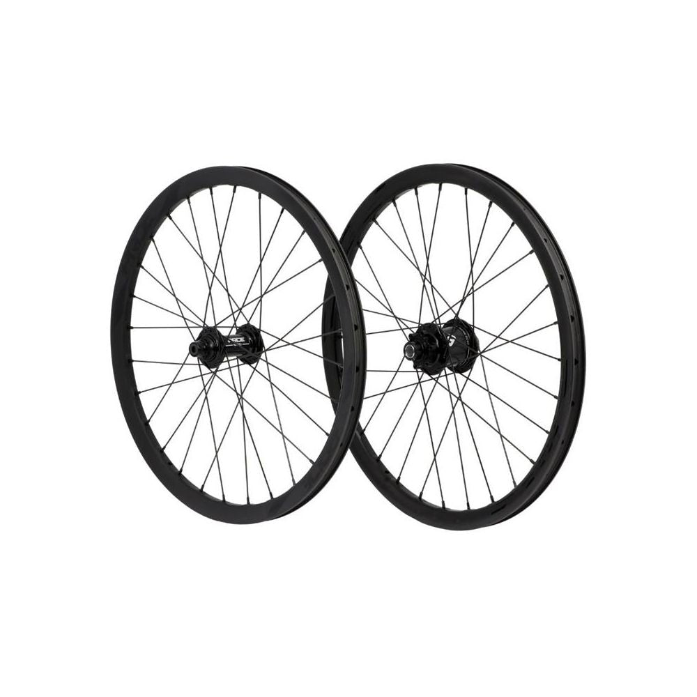 Par de Rodas PRIDE 20" (451mm) Carbono Wave Matt Black Disc Matrix Eixos 10/15mm Preto