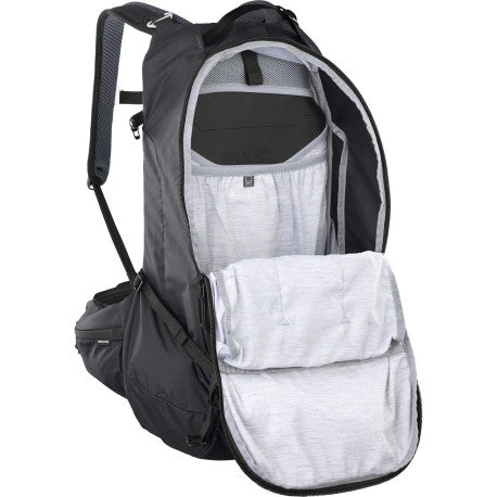 Mochila com Dorsal EVOC TRAIL PRO BLACKLINE 26 L Preto