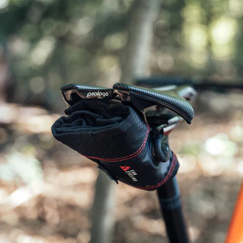 Saco de selim KOM CYCLING SADDLE ROLL XL