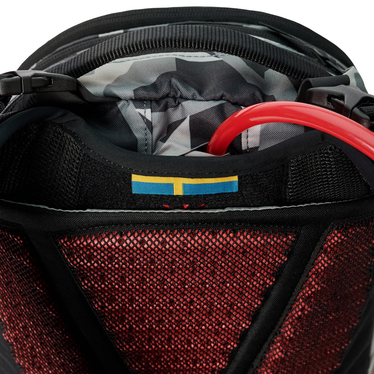 Mochila USWE SHRED 16 L Camo