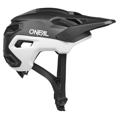 Capacete BTT O'NEAL TRAILFINDER EVO SOLID Preto/Branco 2026