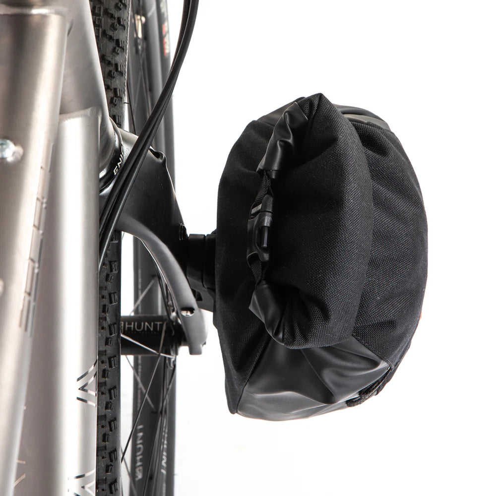 Saco de garfos RESTRAP SWITCH PANNIER 5 L Preto