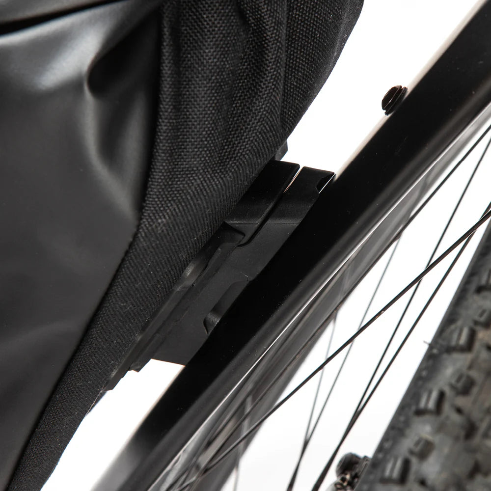 Saco de garfos RESTRAP SWITCH PANNIER 5 L Preto