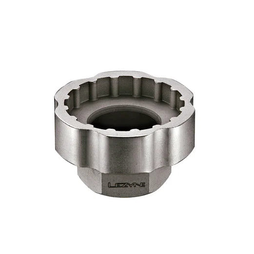 Desmontar o conjunto do pedaleiro LEZYNE SOCKET DRIVER