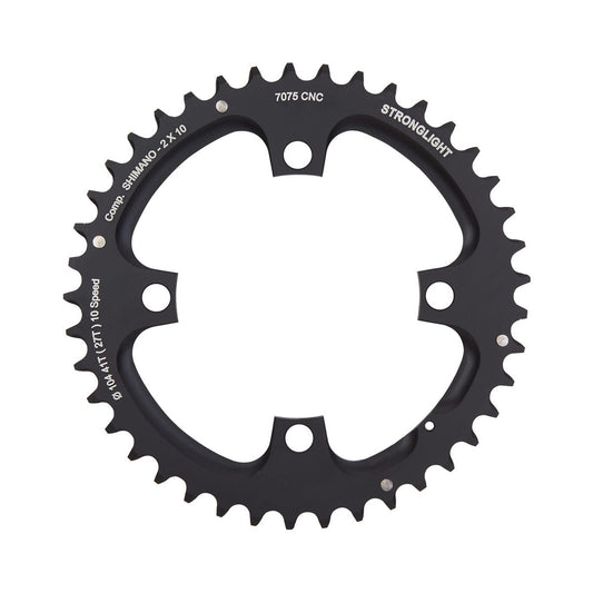 Prato exterior STRONGLIGHT alumínio 7075, pedaleiro duplo de 10 velocidades, 4 furos, 104 mm — vista do prato sobre fundo branco