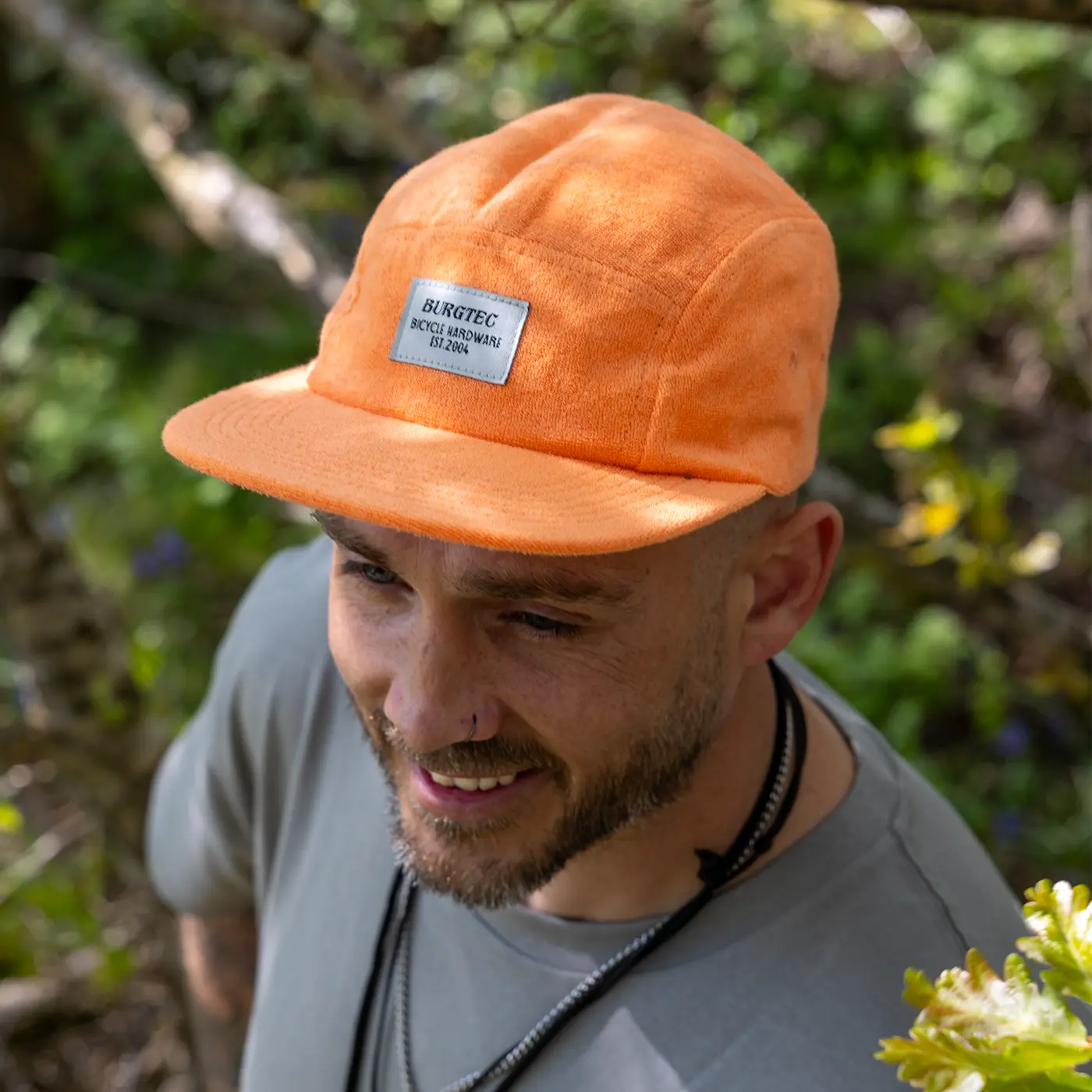 Boné BURGTEC ARCADE FIVE PANEL Laranja