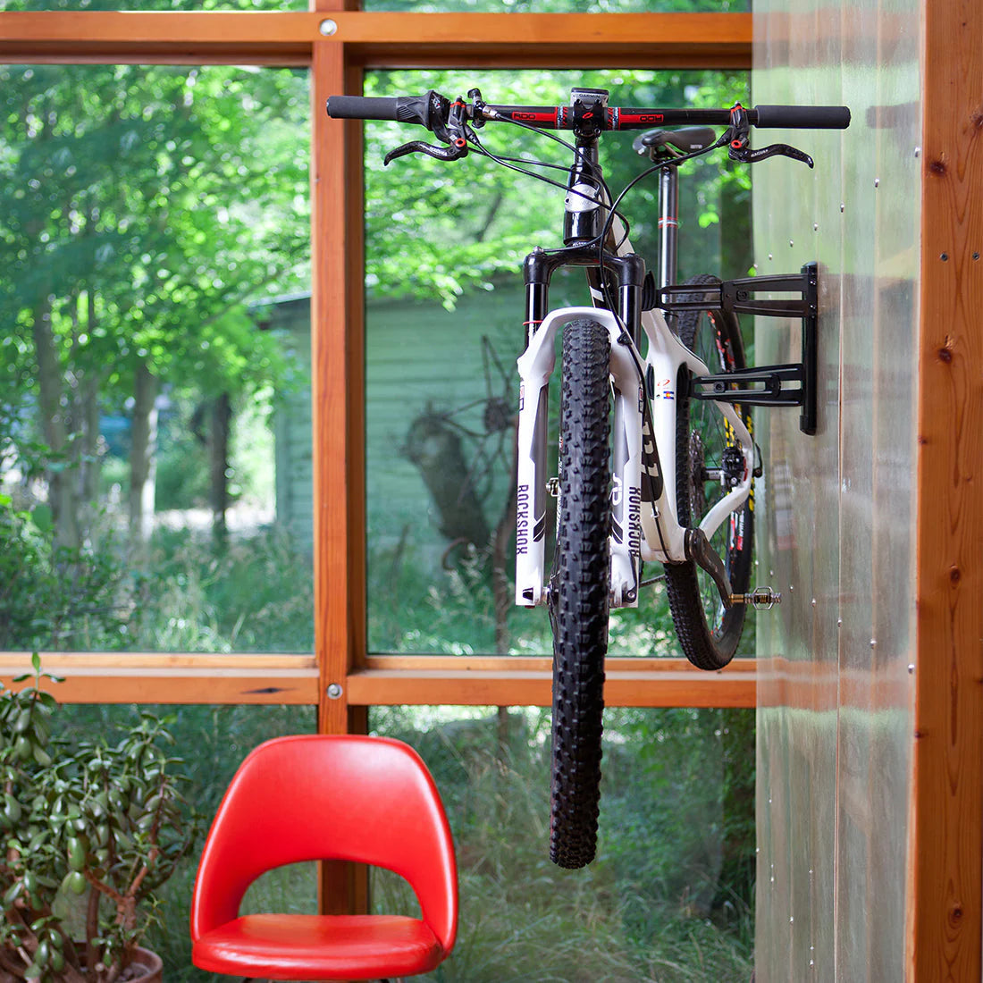 Suporte de parede para bicicletas FEEDBACK SPORTS Velo Wall Rack 2D