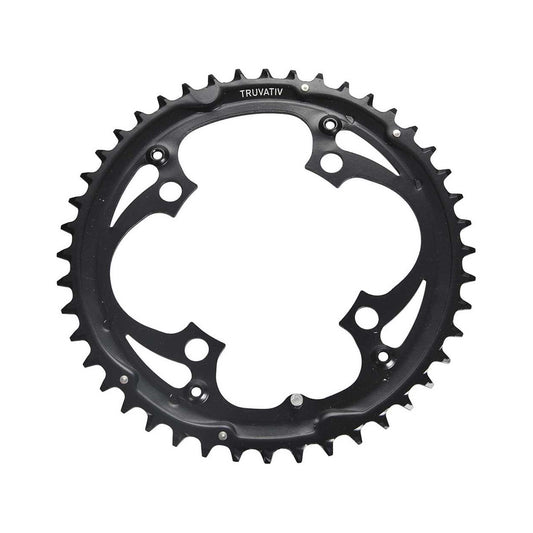 Prato exterior SRAM MTB 104BCD 9/10 velocidades, 4 furos, 104 mm — vista do prato sobre fundo branco
