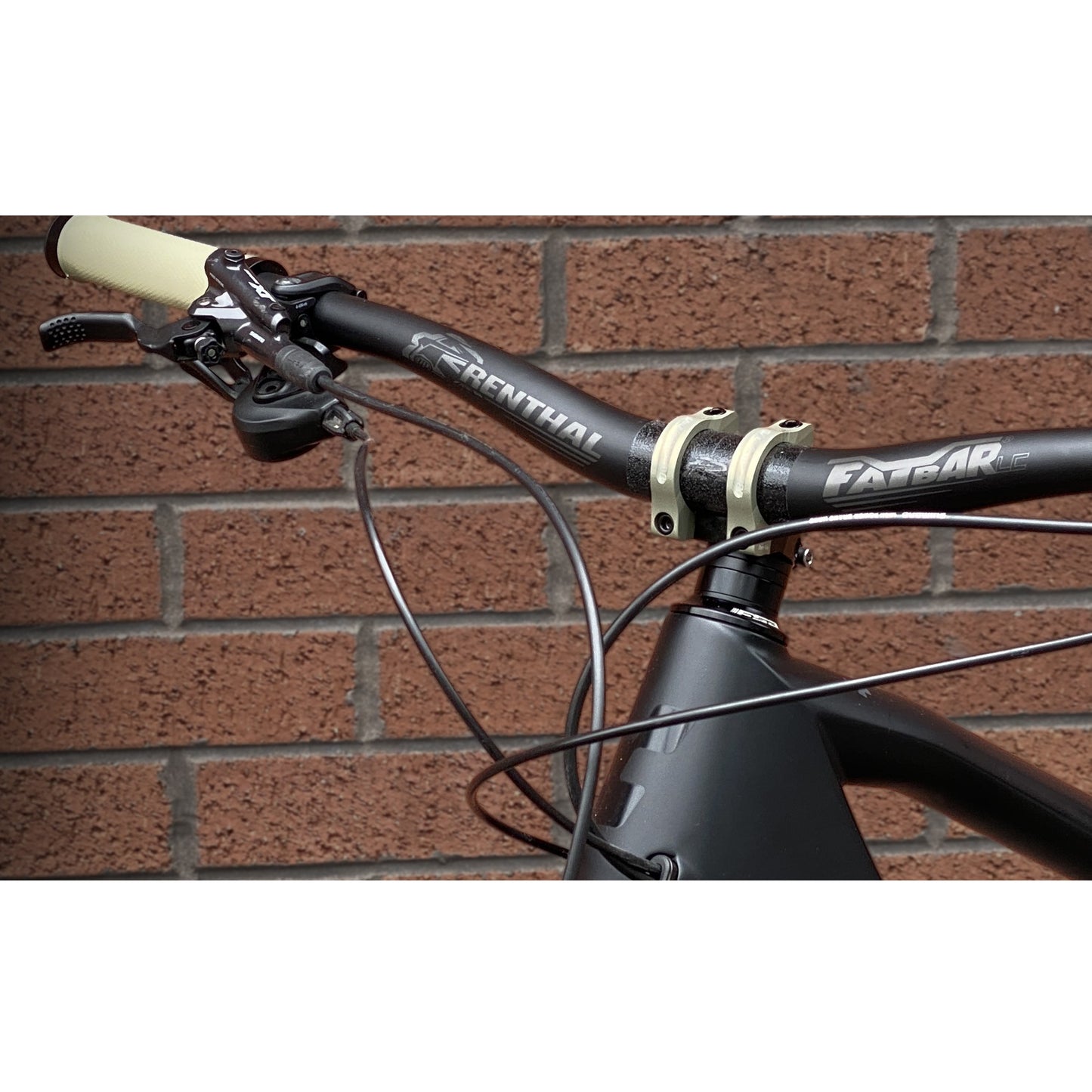 RENTHAL V3 FATBAR LITE Cabide de carbono 30mm 760mm