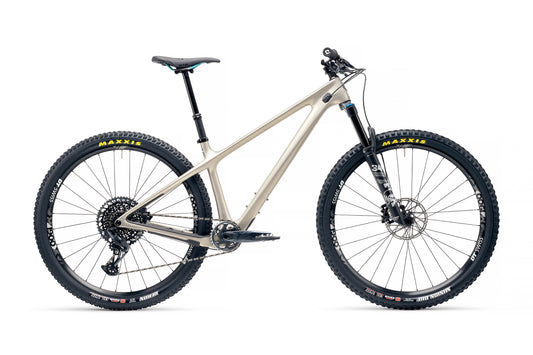 Kit de armação YETI ARC 29" T-SERIES e kit de montagem PERFORMANCE C2 Dom 2022