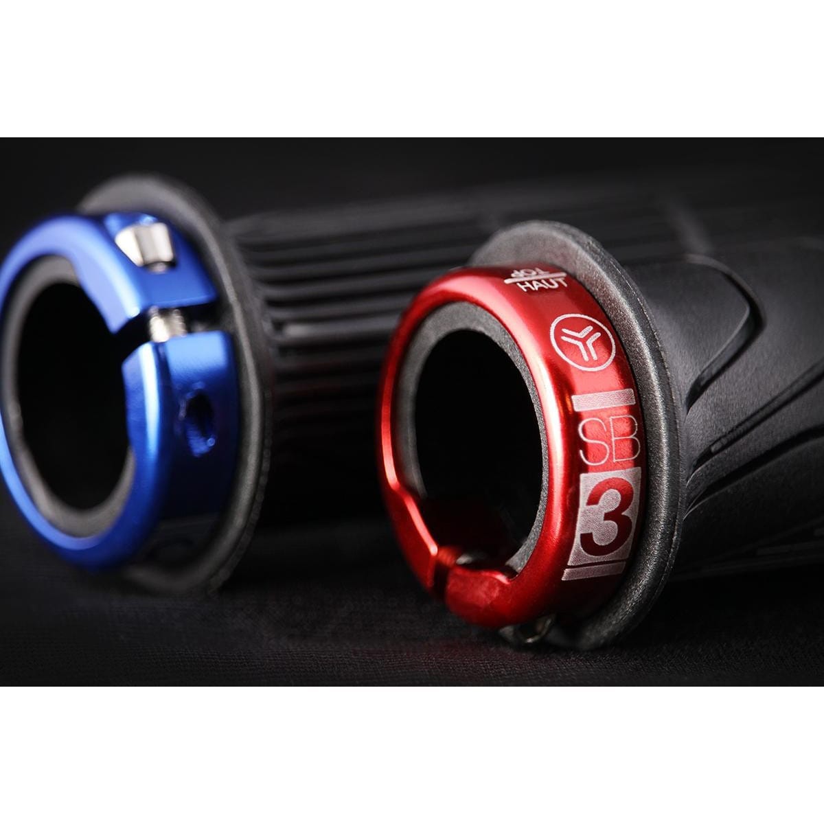 Punhos SB3 HORNET Lock-On Preto/Vermelho