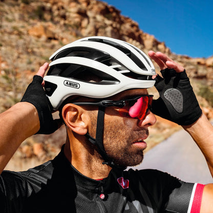 Capacete de Estrada ABUS AIRBREAKER Branco