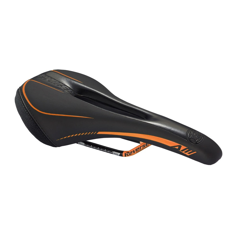 REVERSE COMPONENTS AM ERGO Rails CrMo Saddle Preto/Laranja