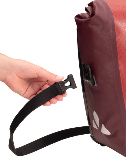 Par de Bolsas de Bagageira VAUDE AQUA FRONT 28 L Vermelha