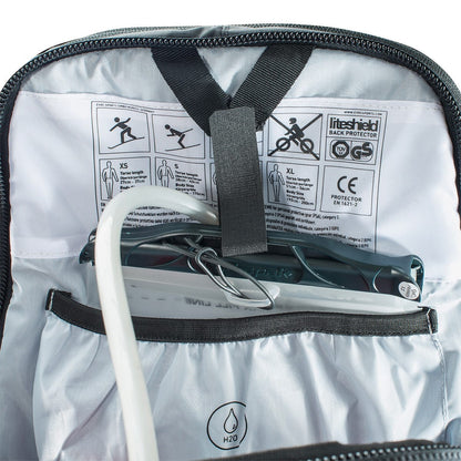Mochila com Proteção Dorsal Integrada EVOC PROTECTOR FR ENDURO BLACKLINE 16 Preto
