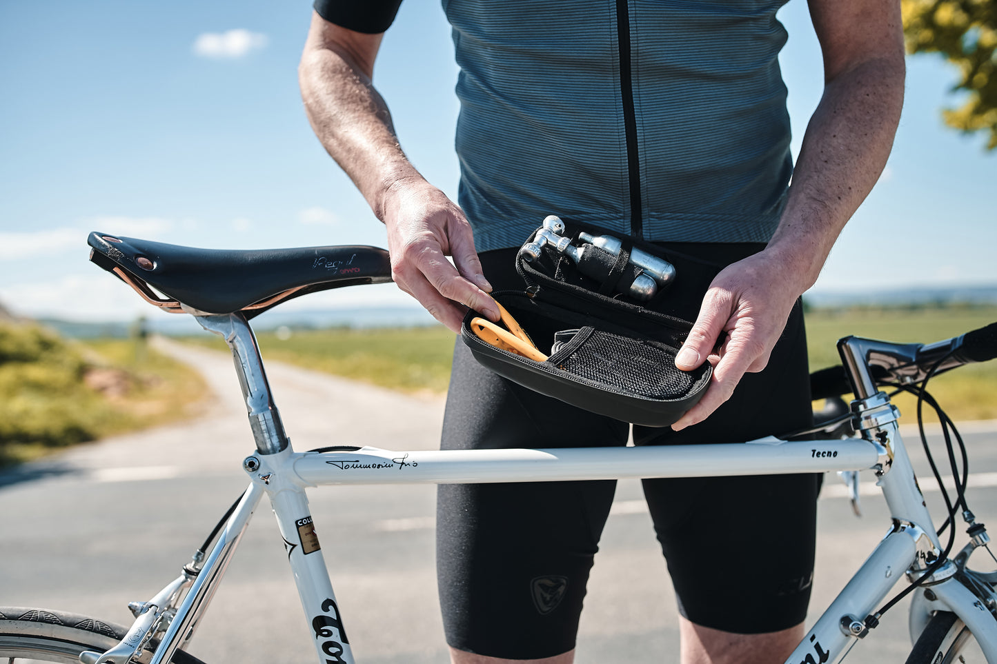 Bolsa de ferramentas FIDLOCK TWIST TOOLBOX + BIKE BASE Preto