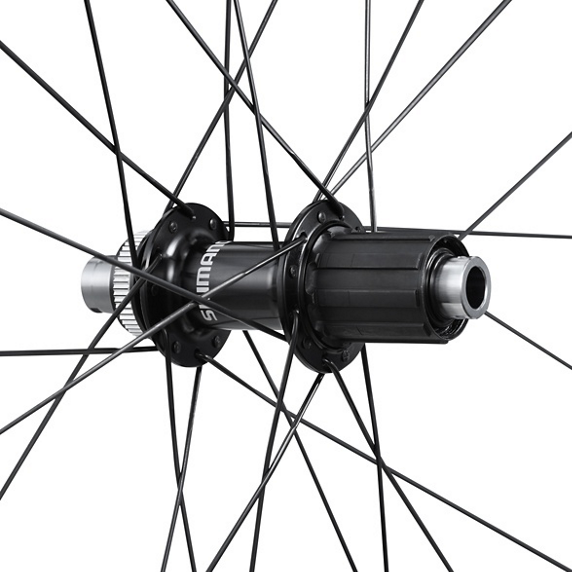 Roda traseira SHIMANO RS710-C46 Tubeless Ready (bloqueio central)
