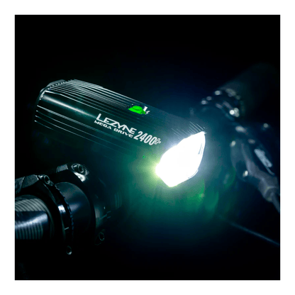 Farol Dianteiro LEZYNE MEGA DRIVE 2400+ Preto