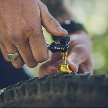 Kit de Reparação Tubeless Percutor CO2 LEZYNE BLASTER + 5 Mechas